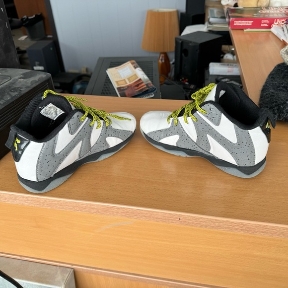 Boys And1 Shoes - Picture 3 of 7